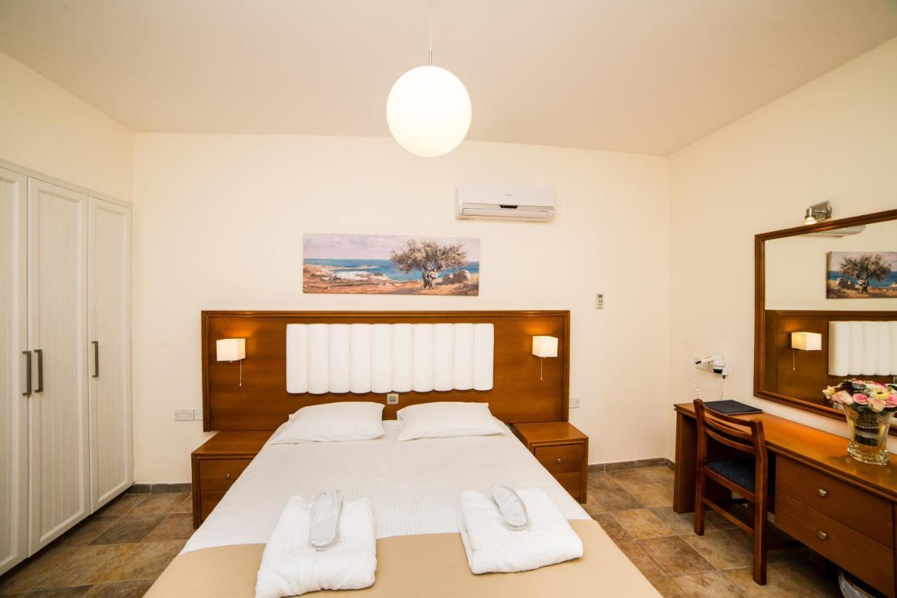 Resort Kefalos Tourist Village Paphos