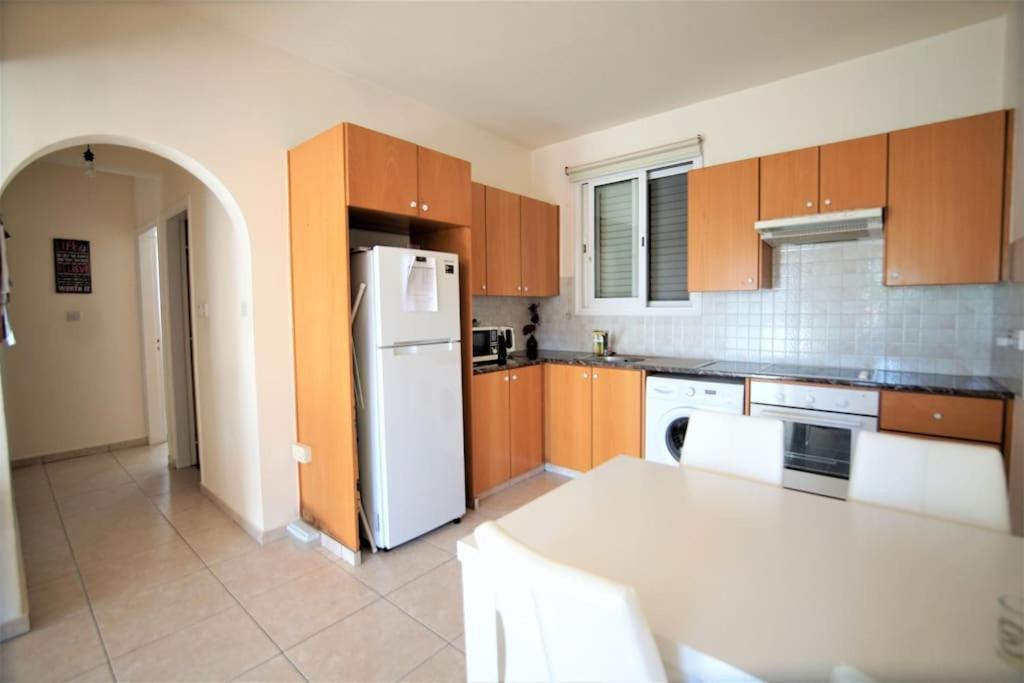Pool-side 2 Bedroom In *