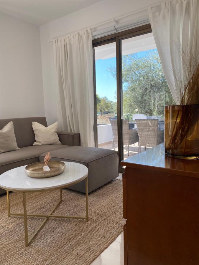 Phaedrus Living: View Luxury Flat Androcleous Apartment Paphos