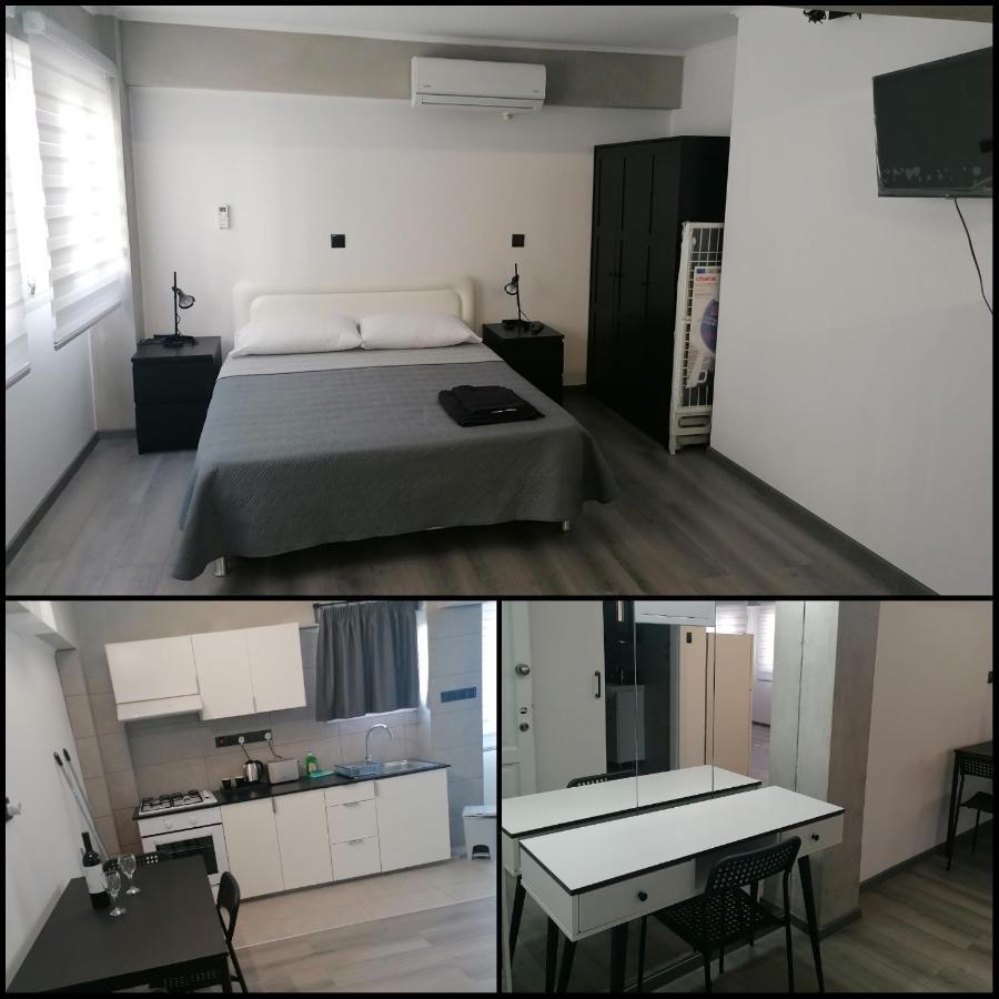 Black & White By Emmelia Group