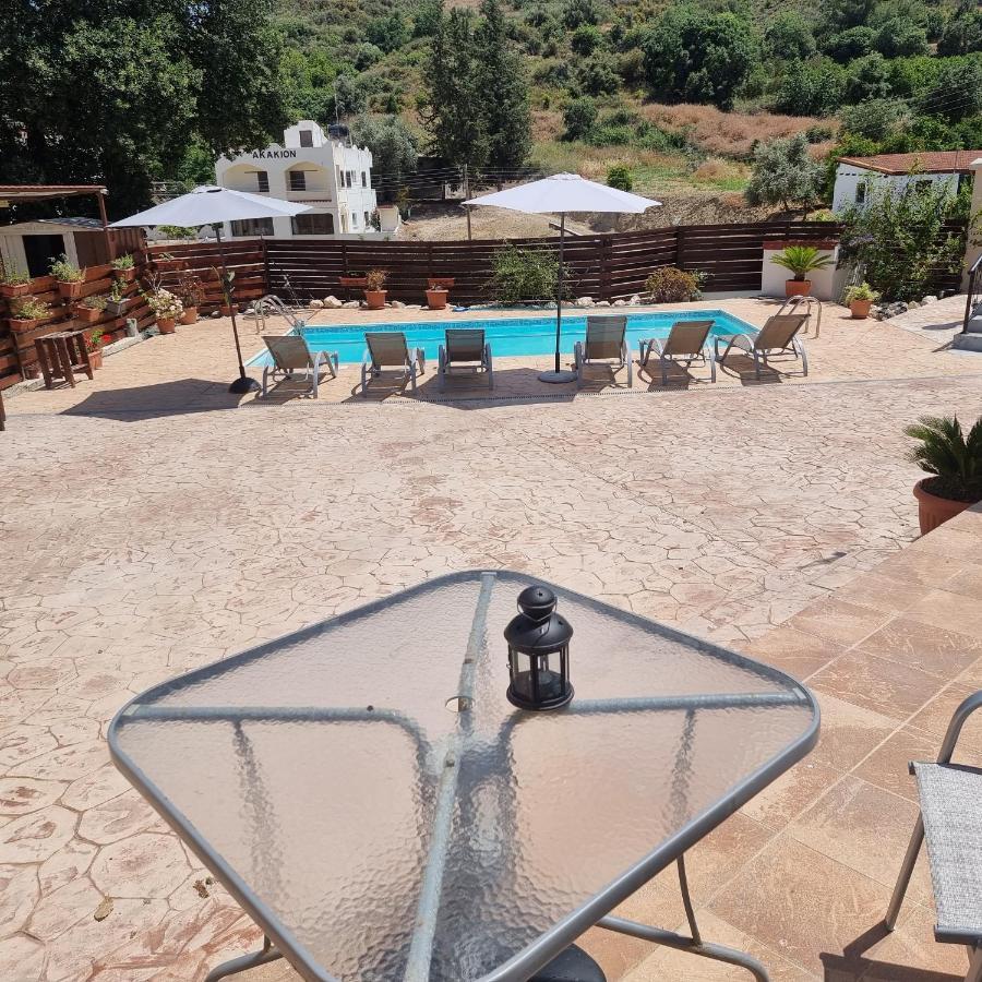 Potamos Private *