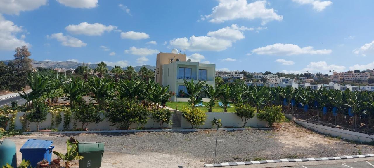 Harmony Seaview Apartment *