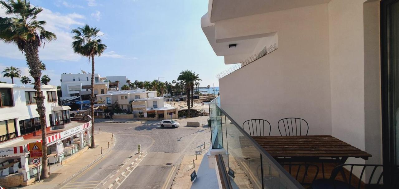 Phaedrus Living Seaside Luxury Flat Athina 109