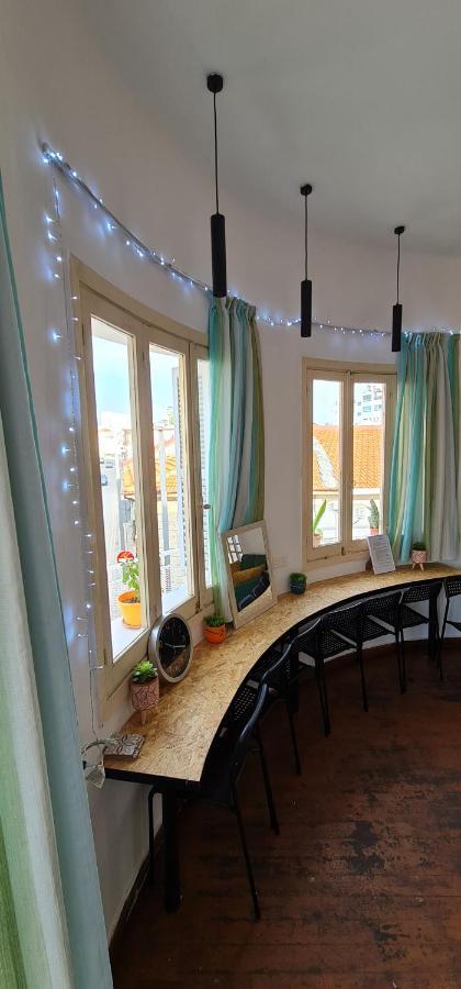 Bee Hostel *