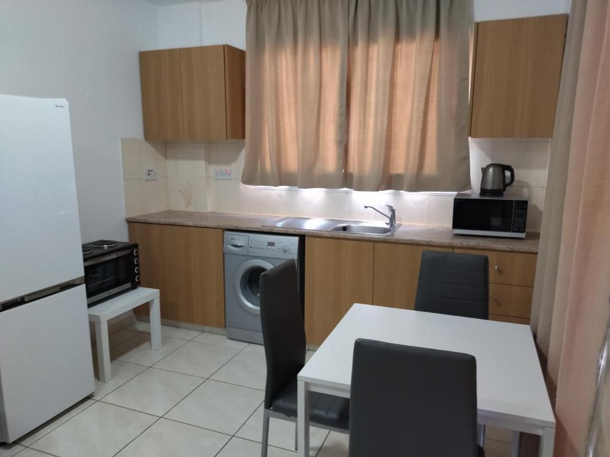Polycarpou 48 Apartment