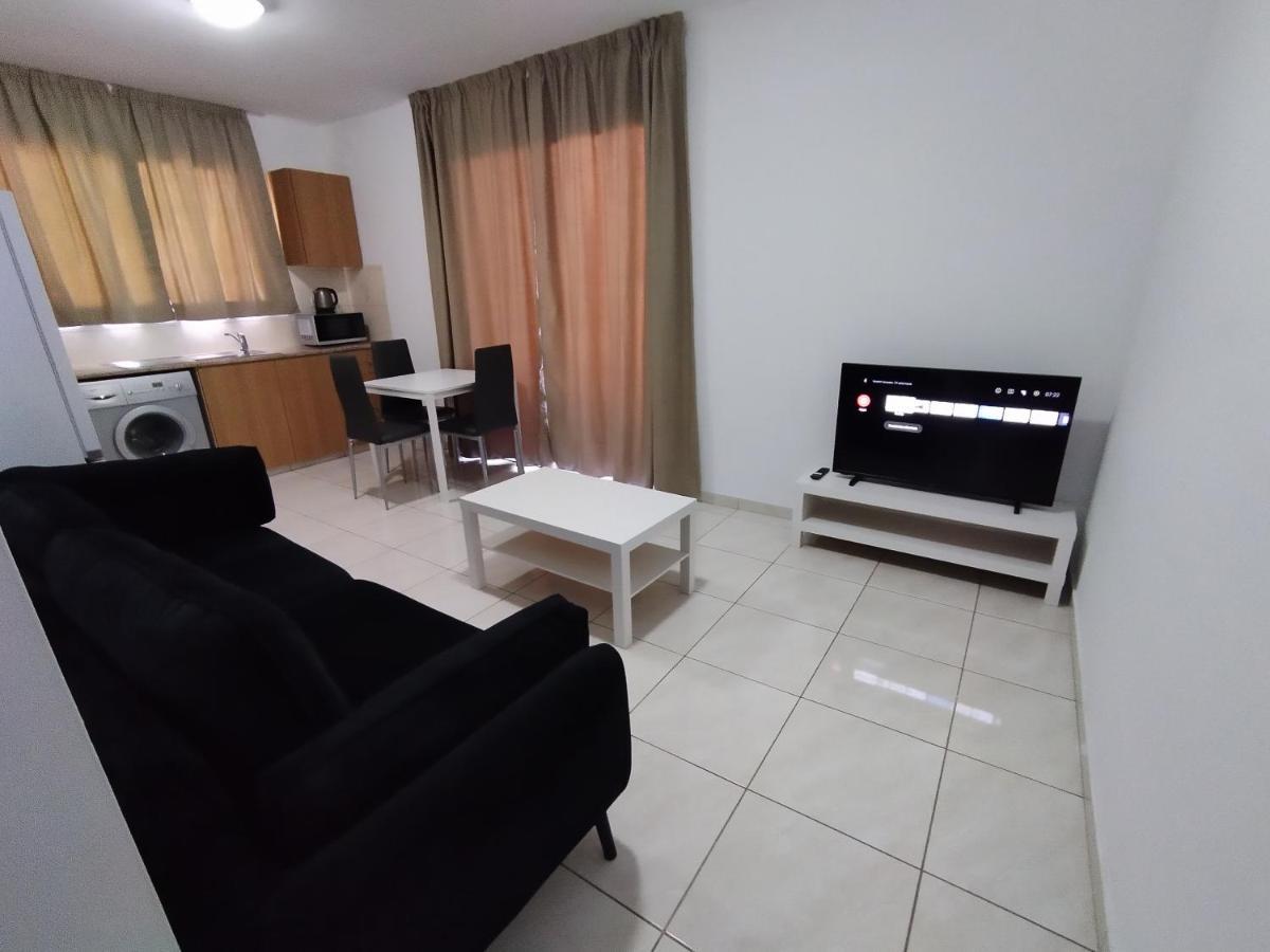 Polycarpou 48 Apartment *