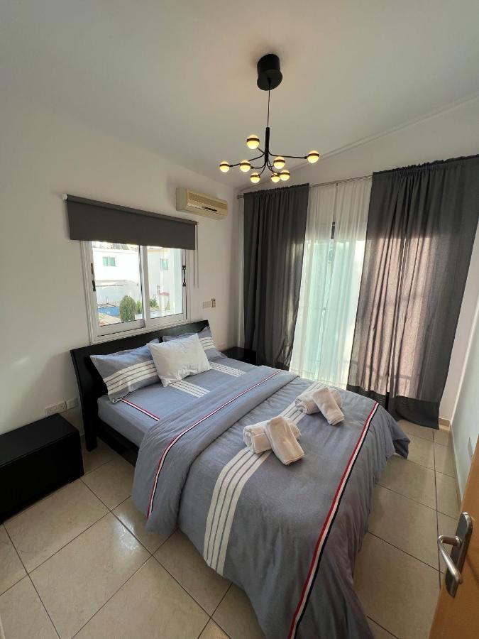 Three Bedroom Casa De Villa Paphos