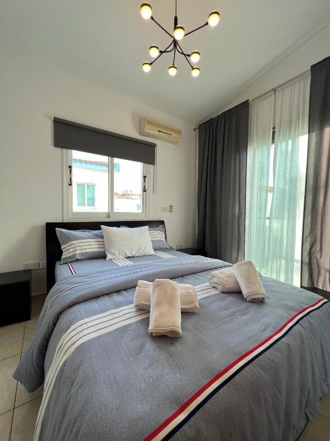 Three Bedroom Casa De * Paphos