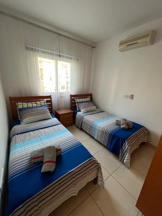 Three Bedroom Casa De Villa