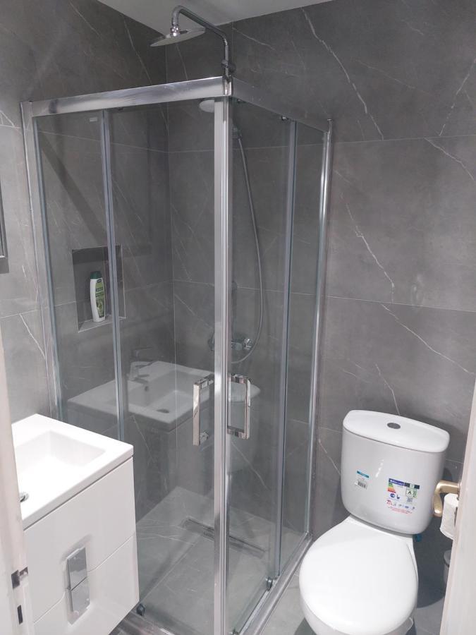 Newly Renovated In Tourist Area Apartment Paphos