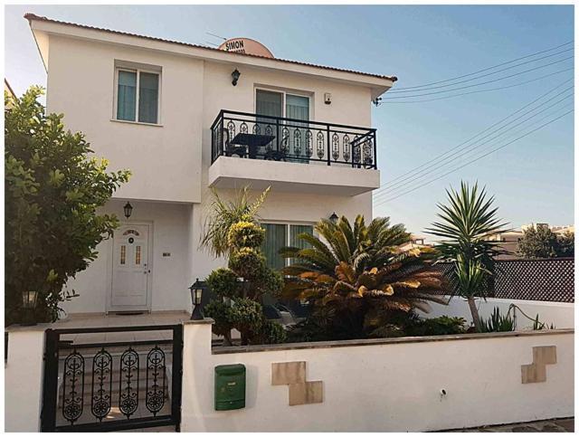 Villa White Rose