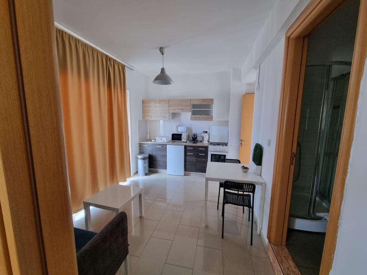 Valentinos Apartment *