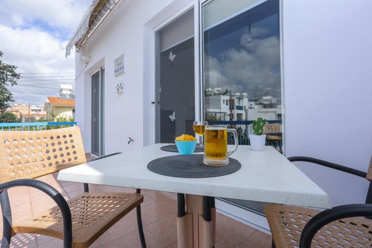 Stylish Holiday - Large Pool - Close To Beach Apartment