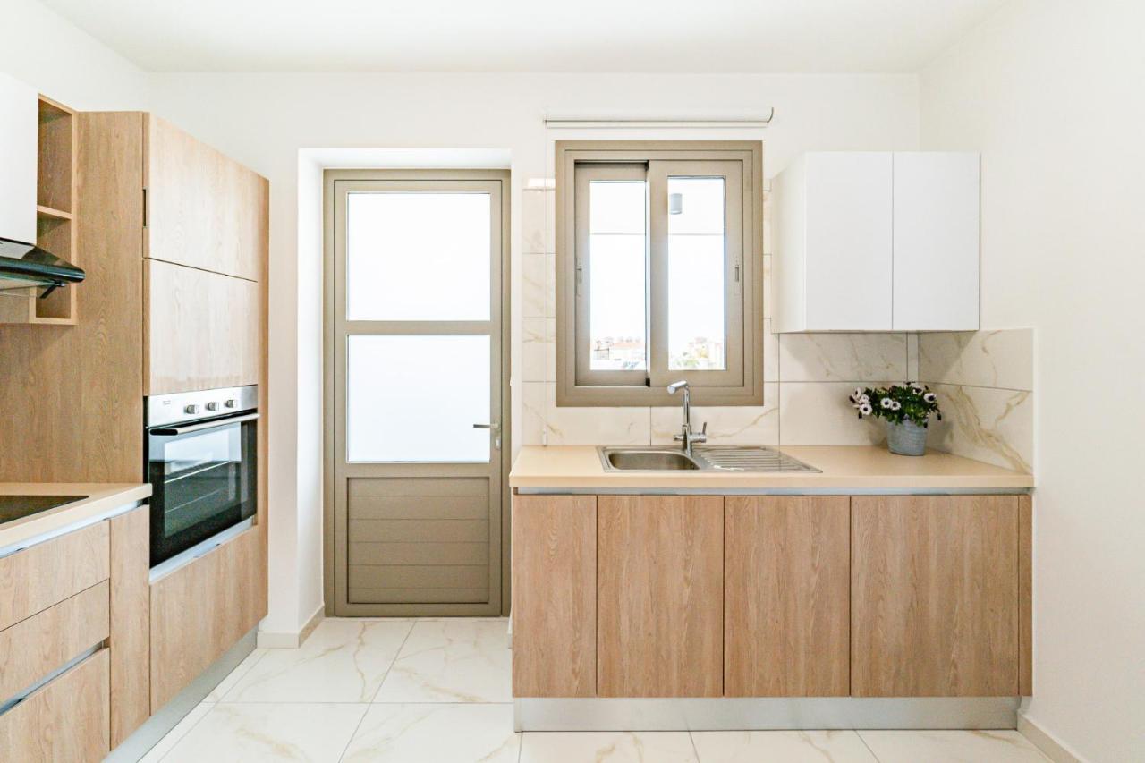 Adolina By Ezoria Apartment