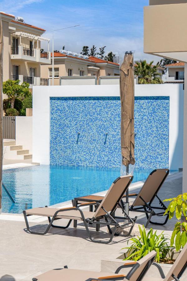 Adolina By Ezoria Apartment *