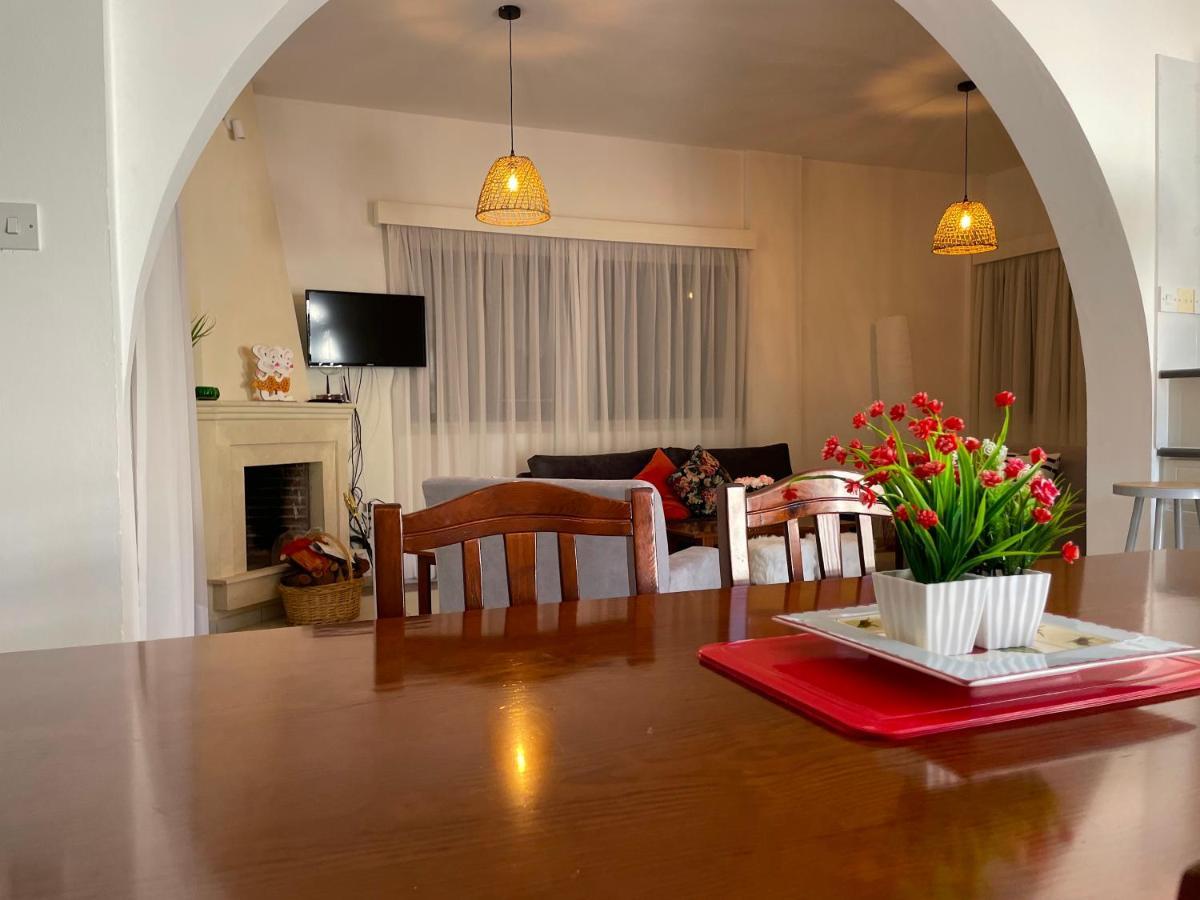Nysa8 Villa