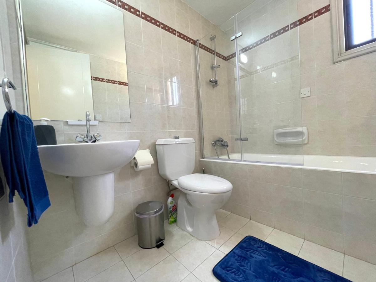Nysa8 * Paphos