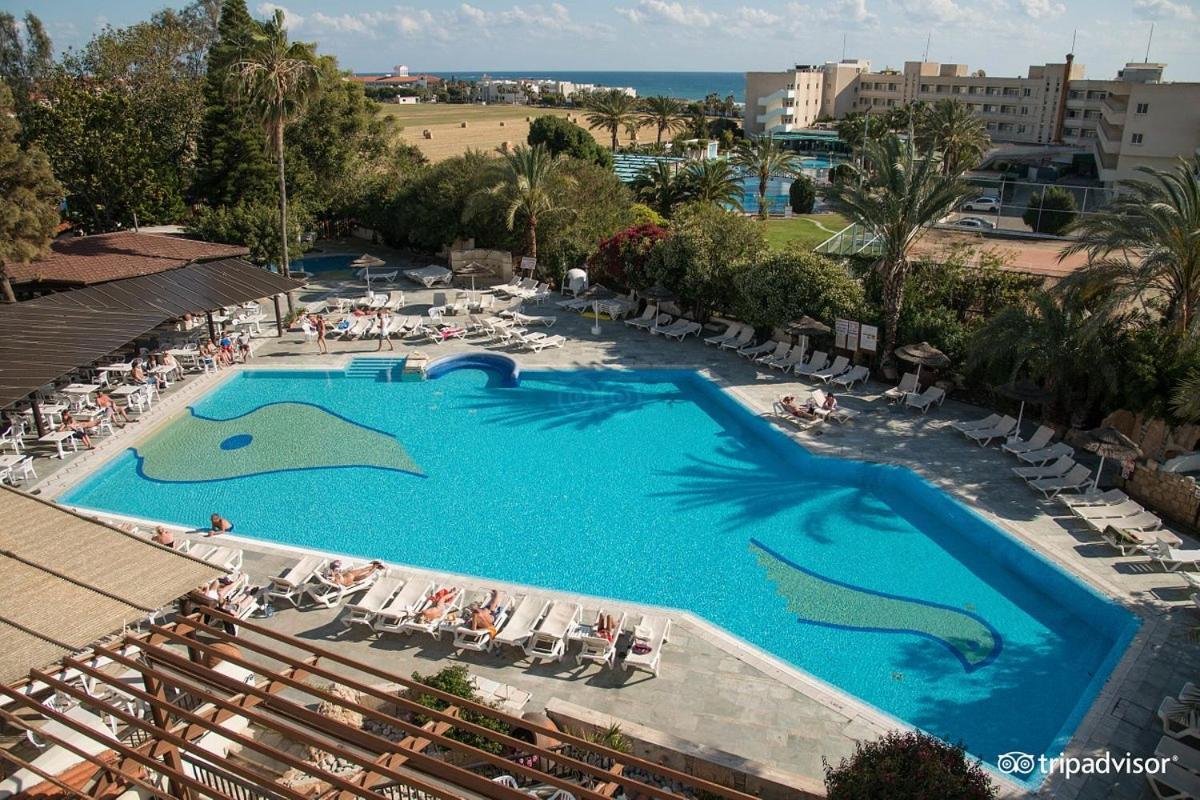 Always Welcome! Near Beach, Cml Swimming Pool