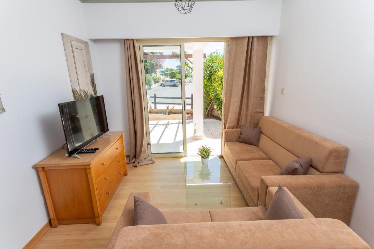 Always Welcome! Near Beach, Cml Swimming Pool Apartment *