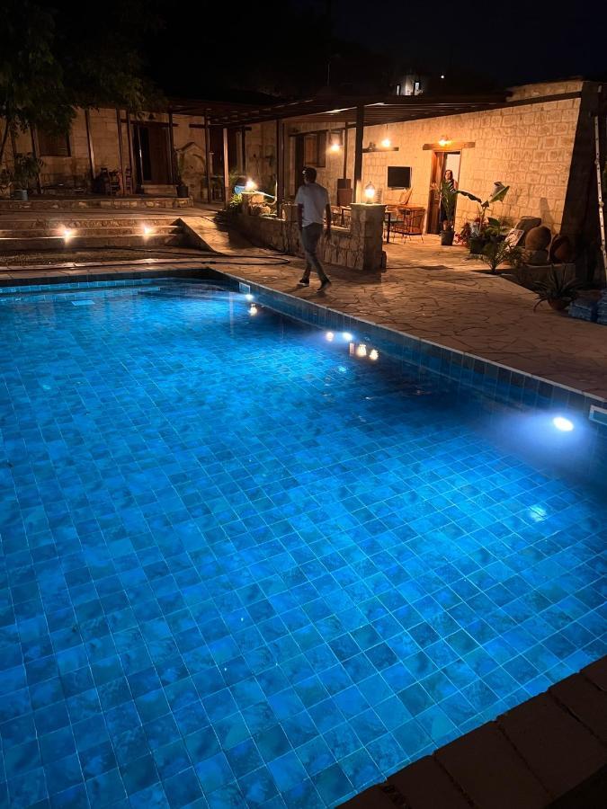 Romanos Country house *