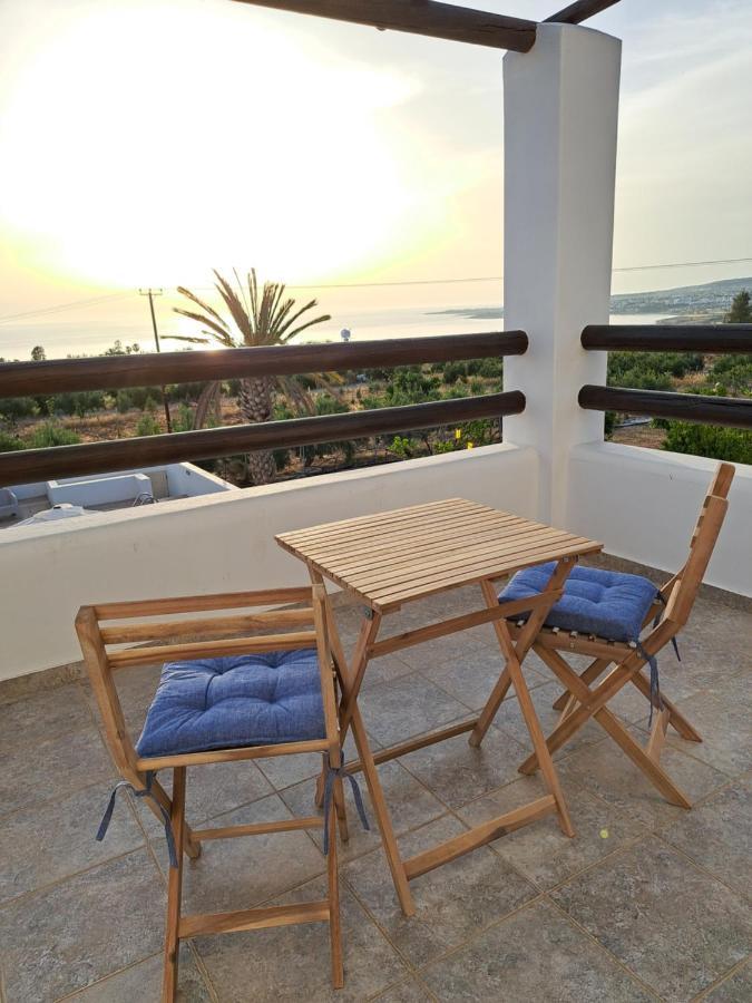Nireas Villa *