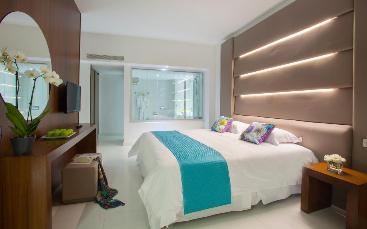 Resort King Evelthon Beach & Klorakas