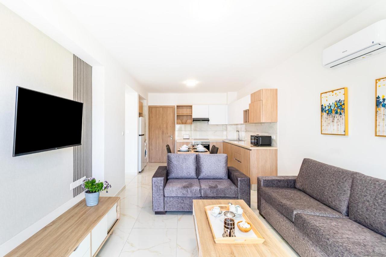 Apartment Adolina By Ezoria Paphos