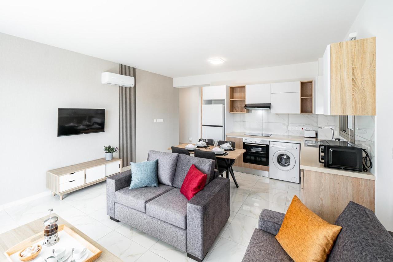 Adolina By Ezoria Apartment *