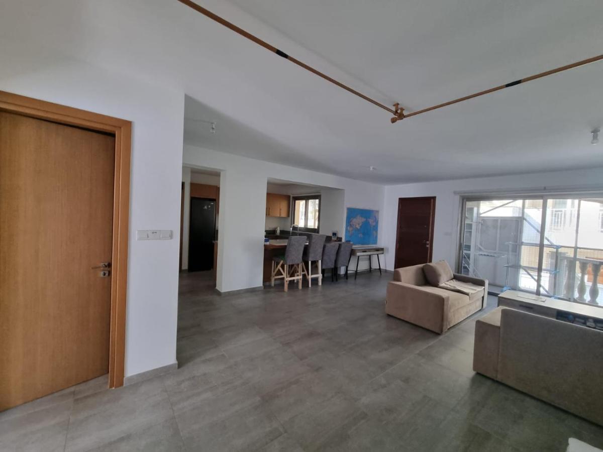 Pearl Park Apartment