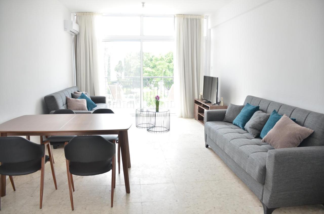 Apartment Almyria - By Imh Travel & Tours *