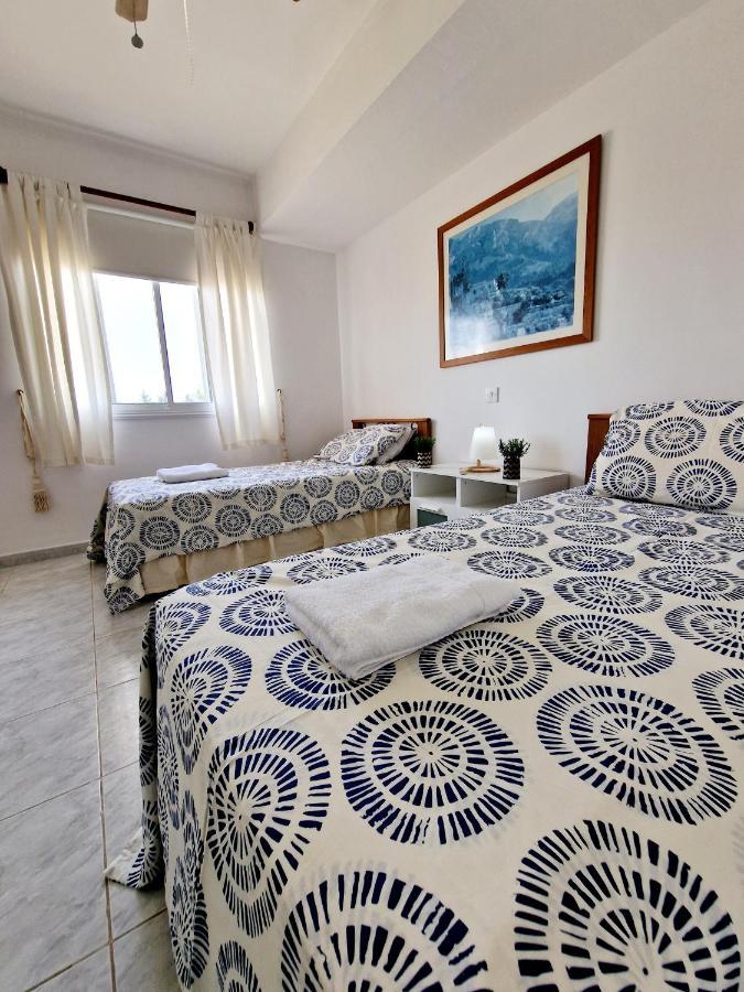 Emma's Place, 2 Bedroom With Pool View Paphos