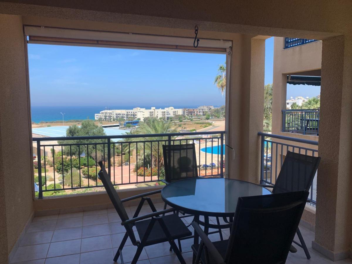 Kings Palace - Stylish, Modern 2 Bed With Sea Views Paphos