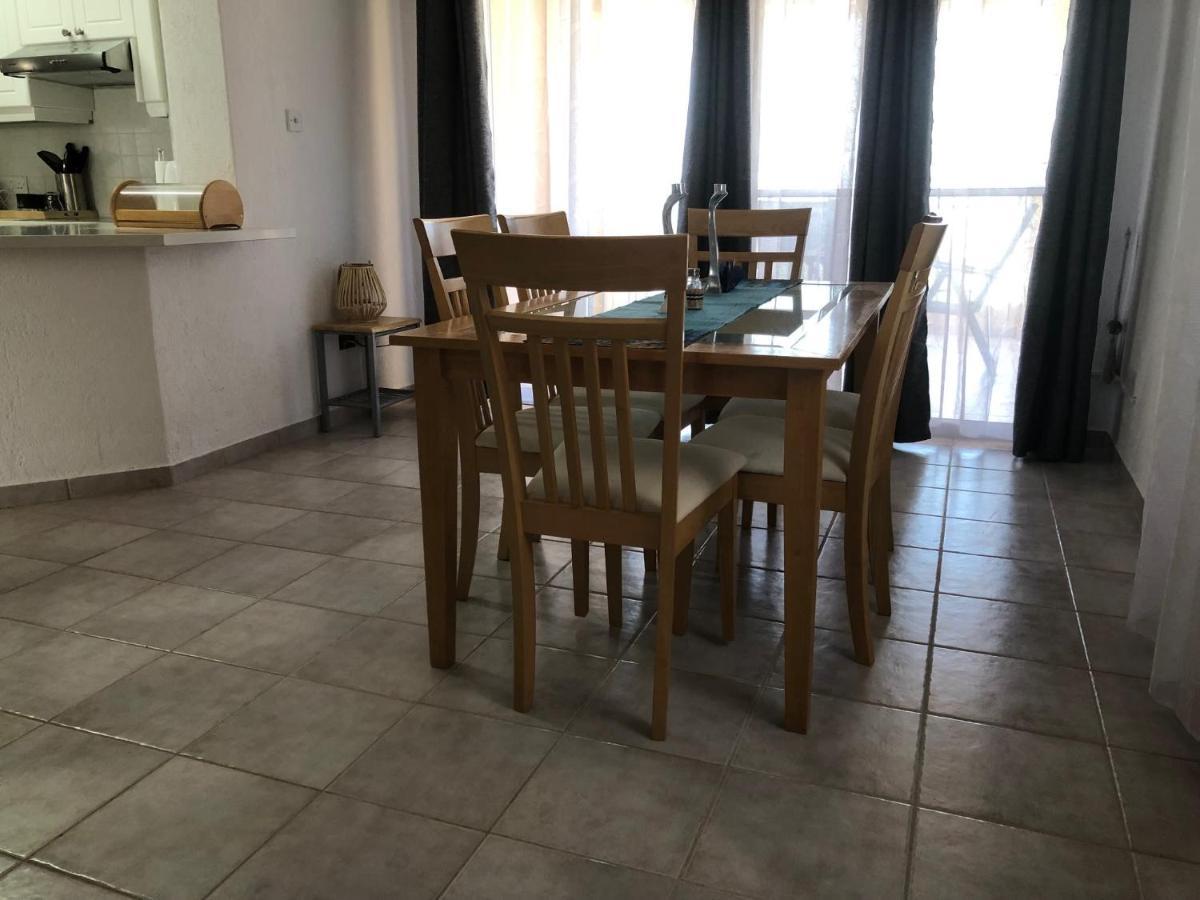 Kings Palace - Stylish, Modern 2 Bed With Sea Views Apartamento Paphos