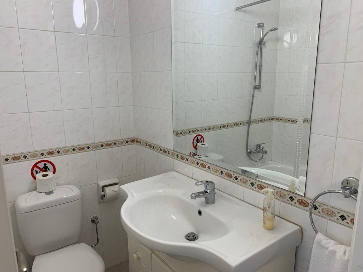 Kings Palace - Stylish, Modern 2 Bed With Sea Views *