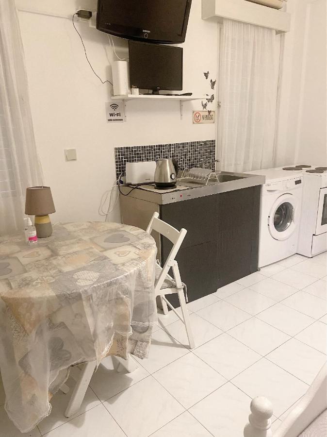 Elena's A Apartment