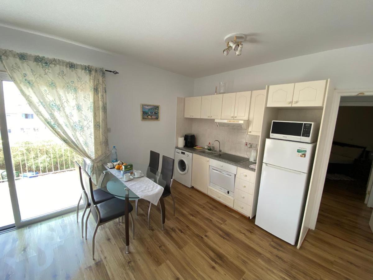 Apartment Antoni Azina Paphos