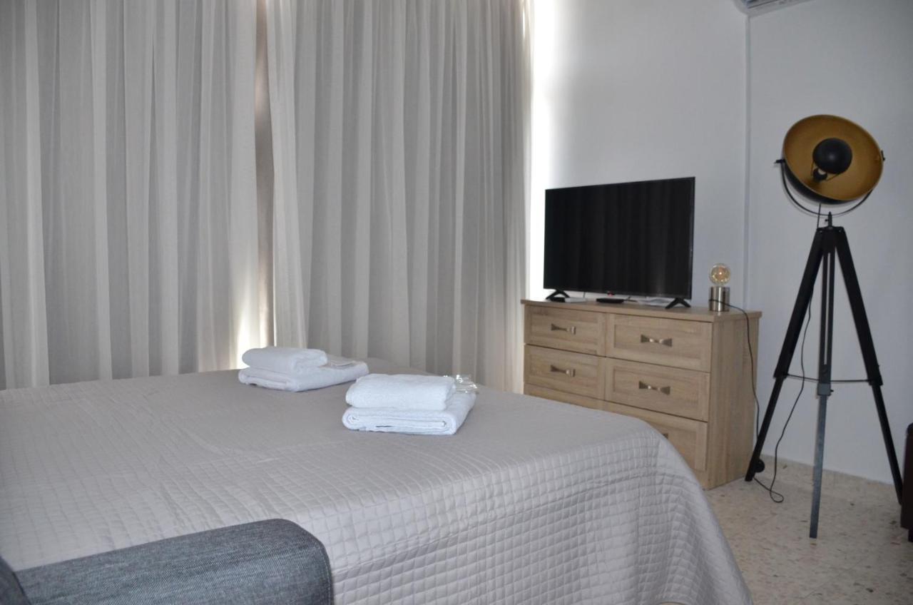 Almyria - By Imh Travel & Tours Apartment