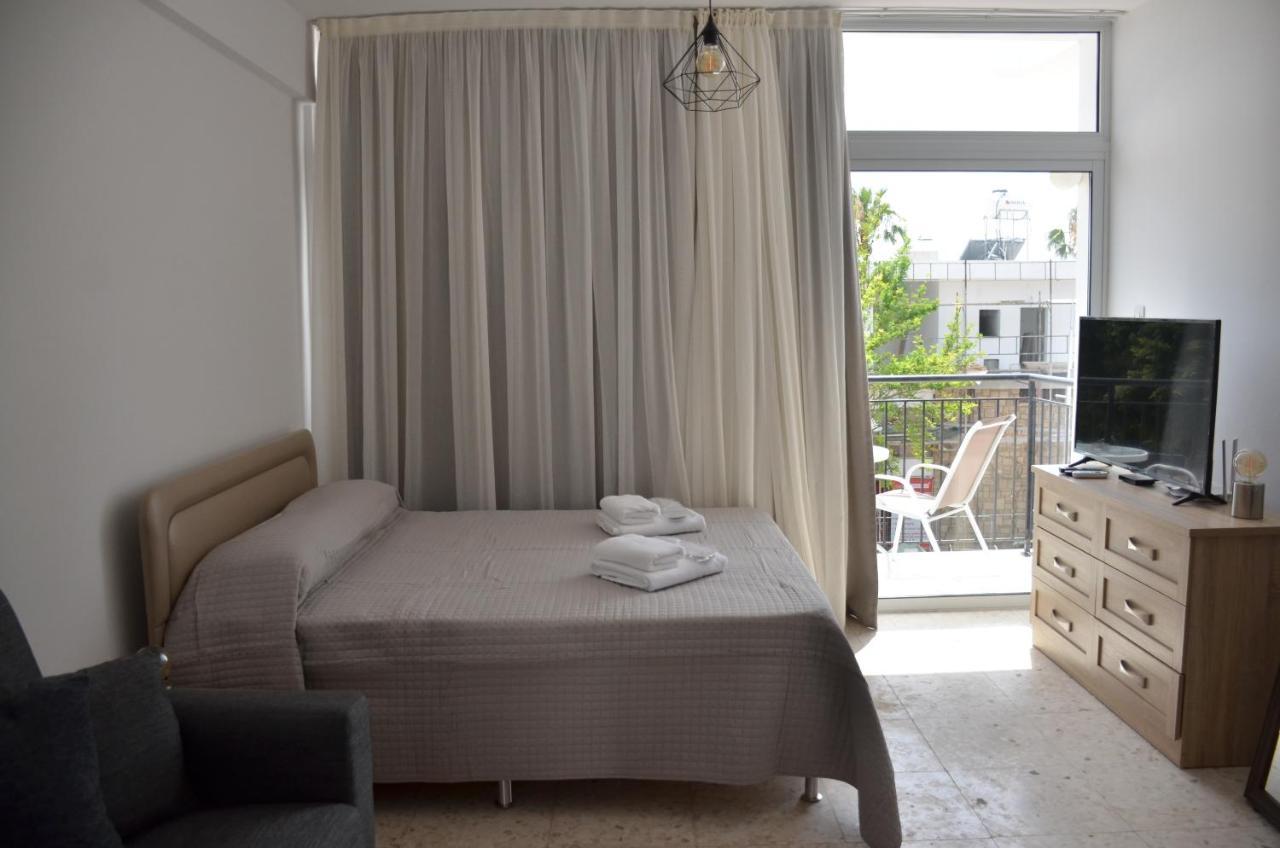 Almyria - By Imh Travel & Tours Apartment *