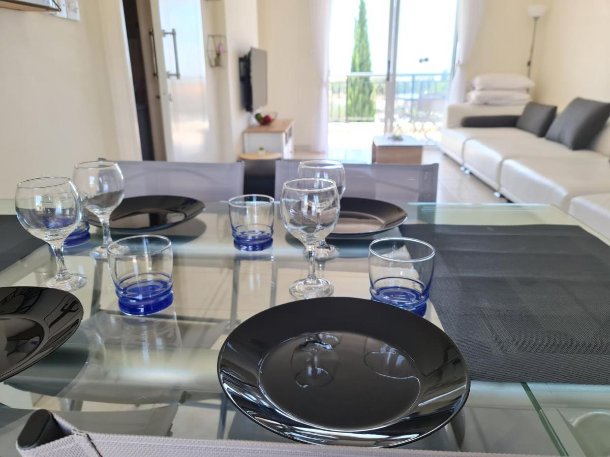 Stunning Views' With Pool Apartment Paphos