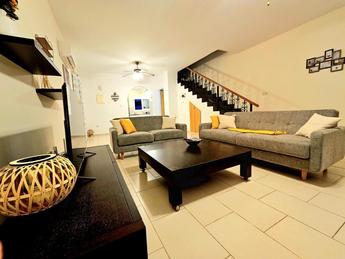 Spacious With Private Pool Villa