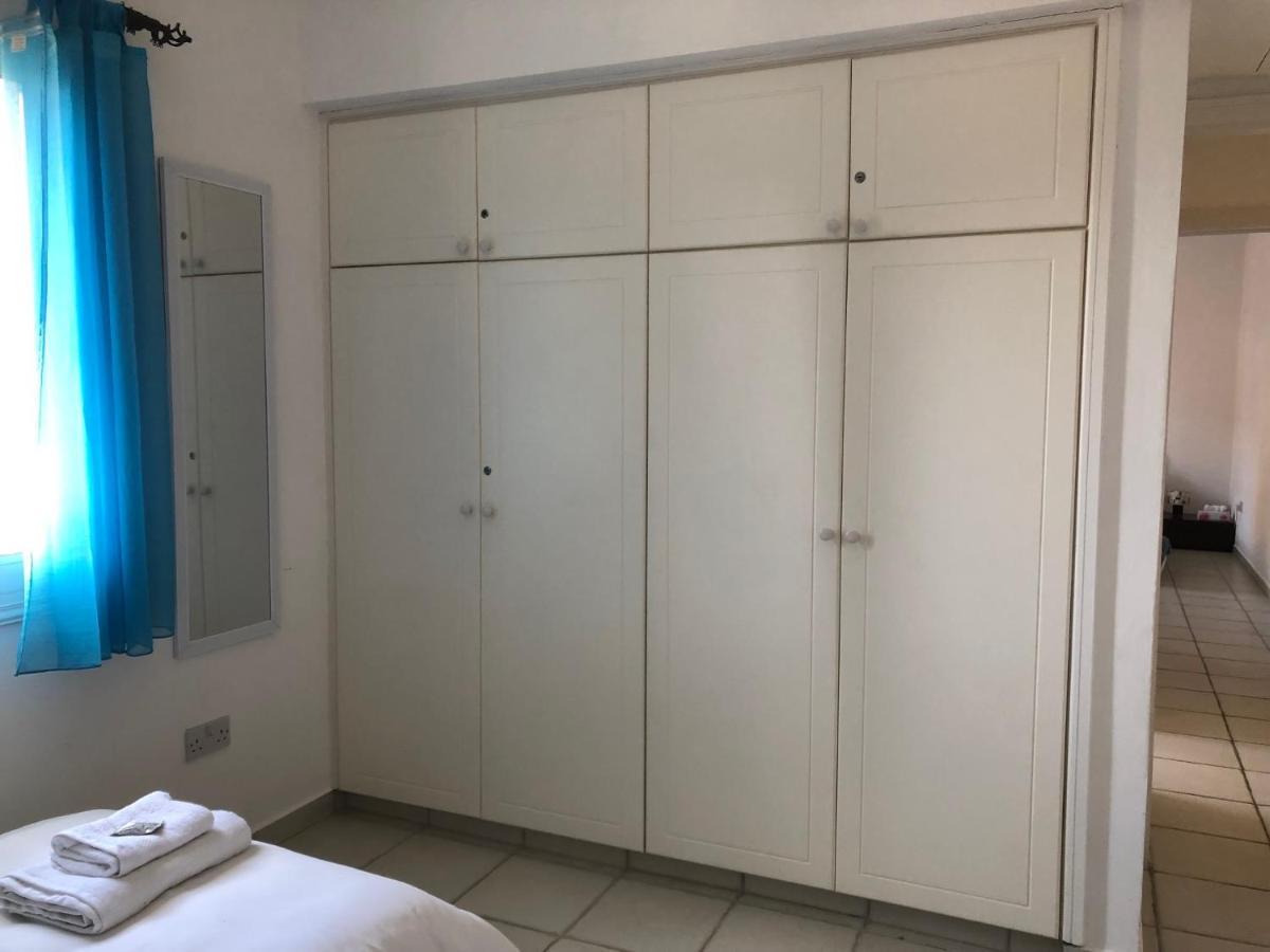 Bright 2 Bed, Pool Facing In Limnaria Gardens *