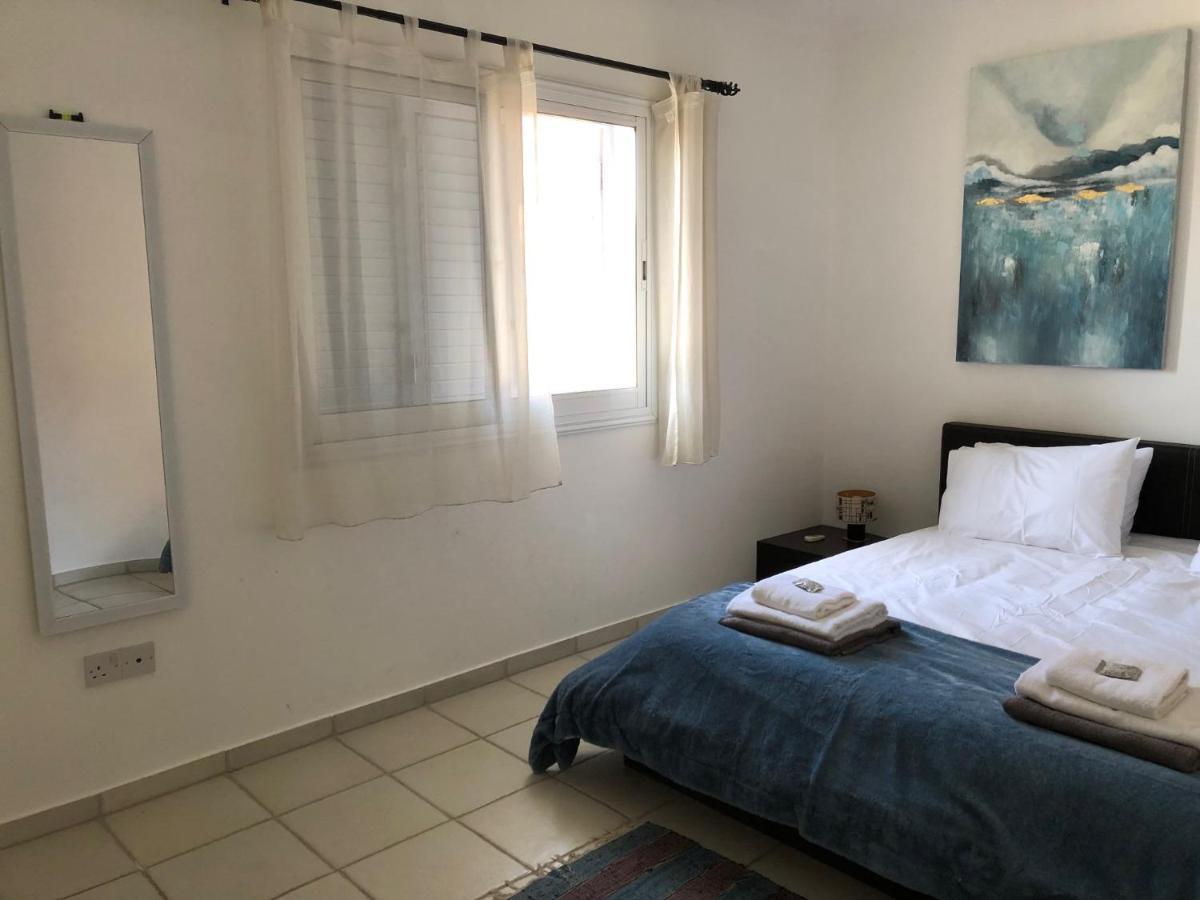 Apartment Bright 2 Bed, Pool Facing In Limnaria Gardens Paphos