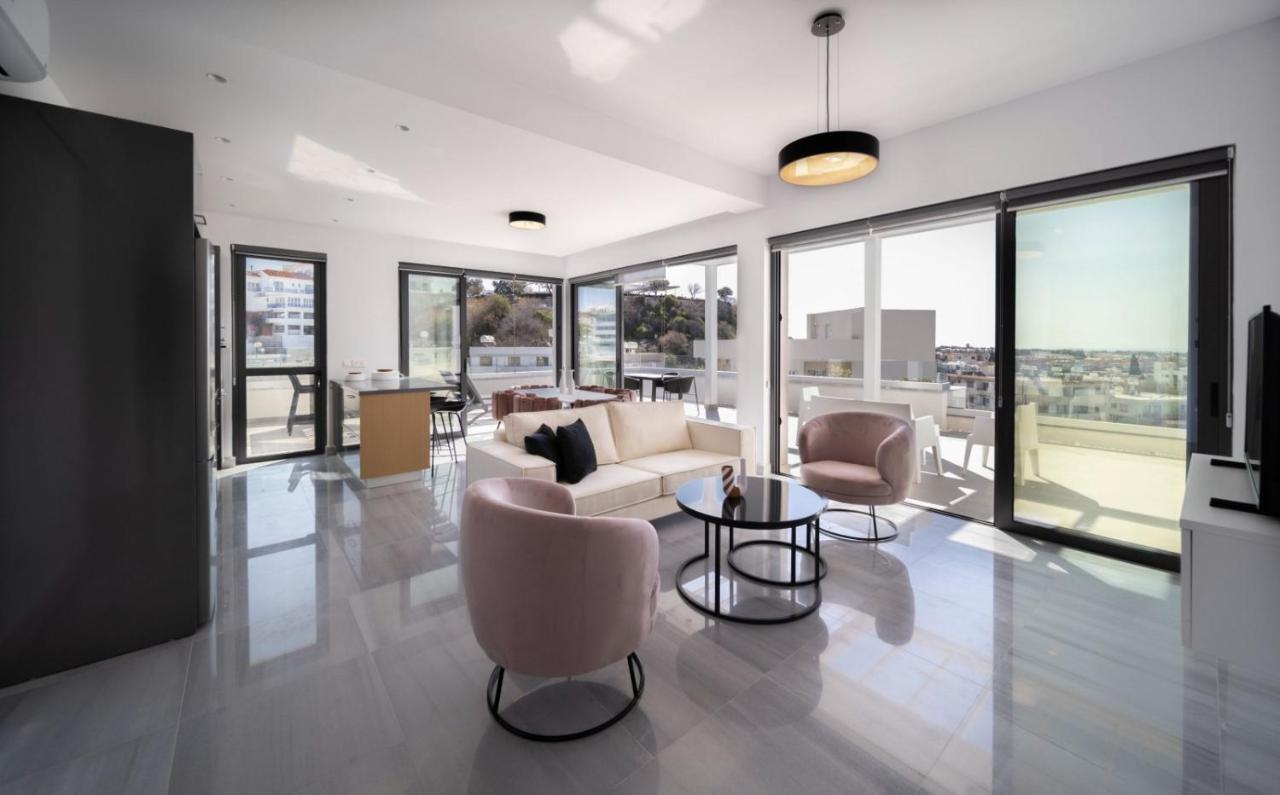 Premier 403 3 Bed Apartment