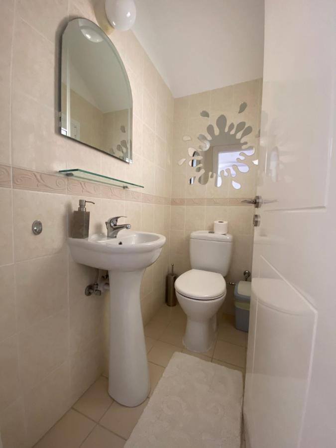 Corner Townhouse In Regina Gardens, * Paphos
