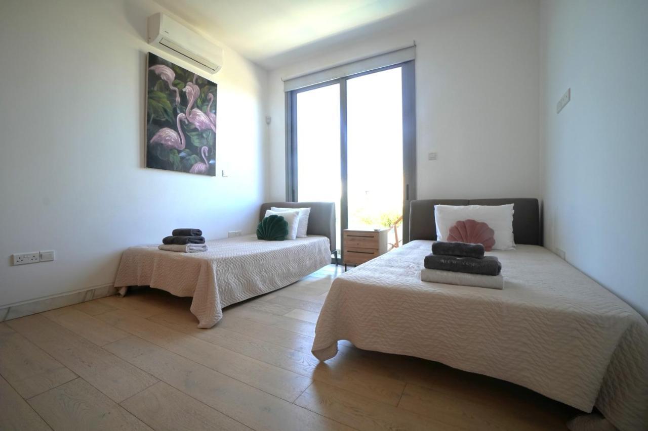 Villa Olive Grove 4 Bedroom *