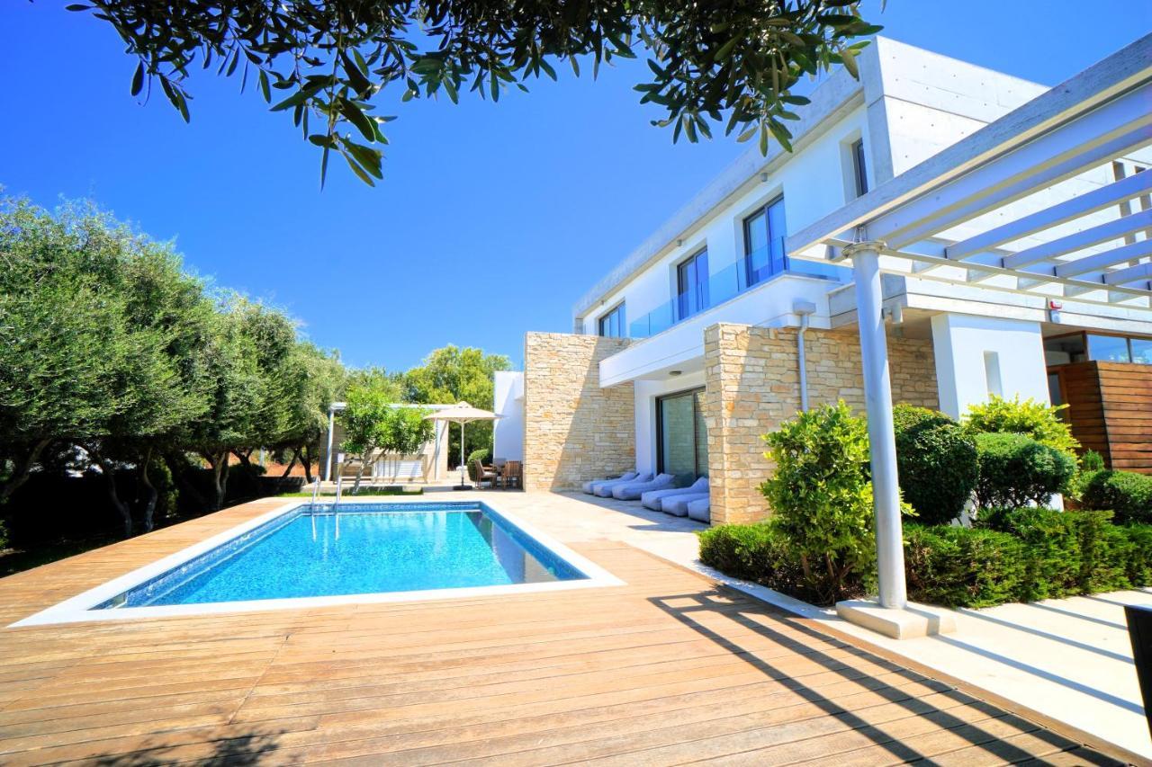 Olive Grove 4 Bedroom * Paphos