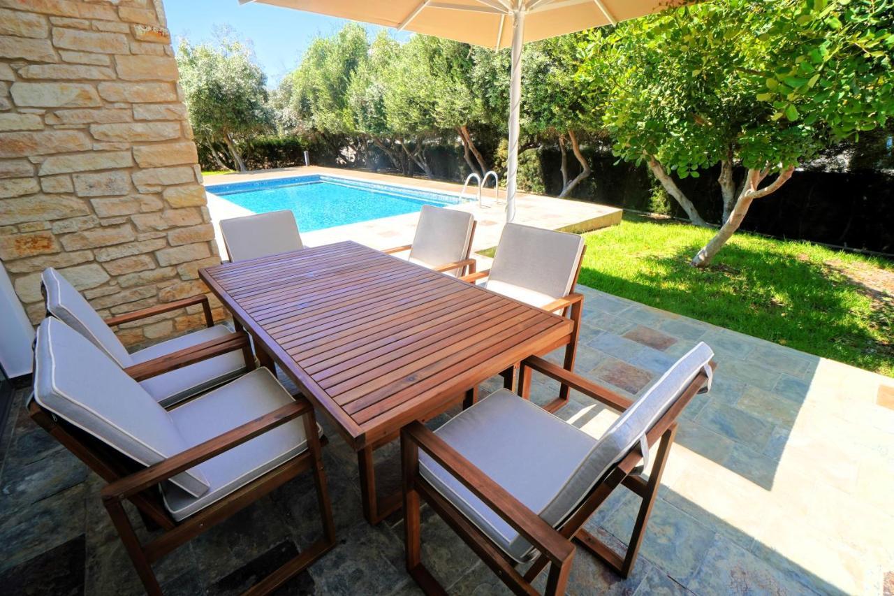 Olive Grove 4 Bedroom Villa Paphos
