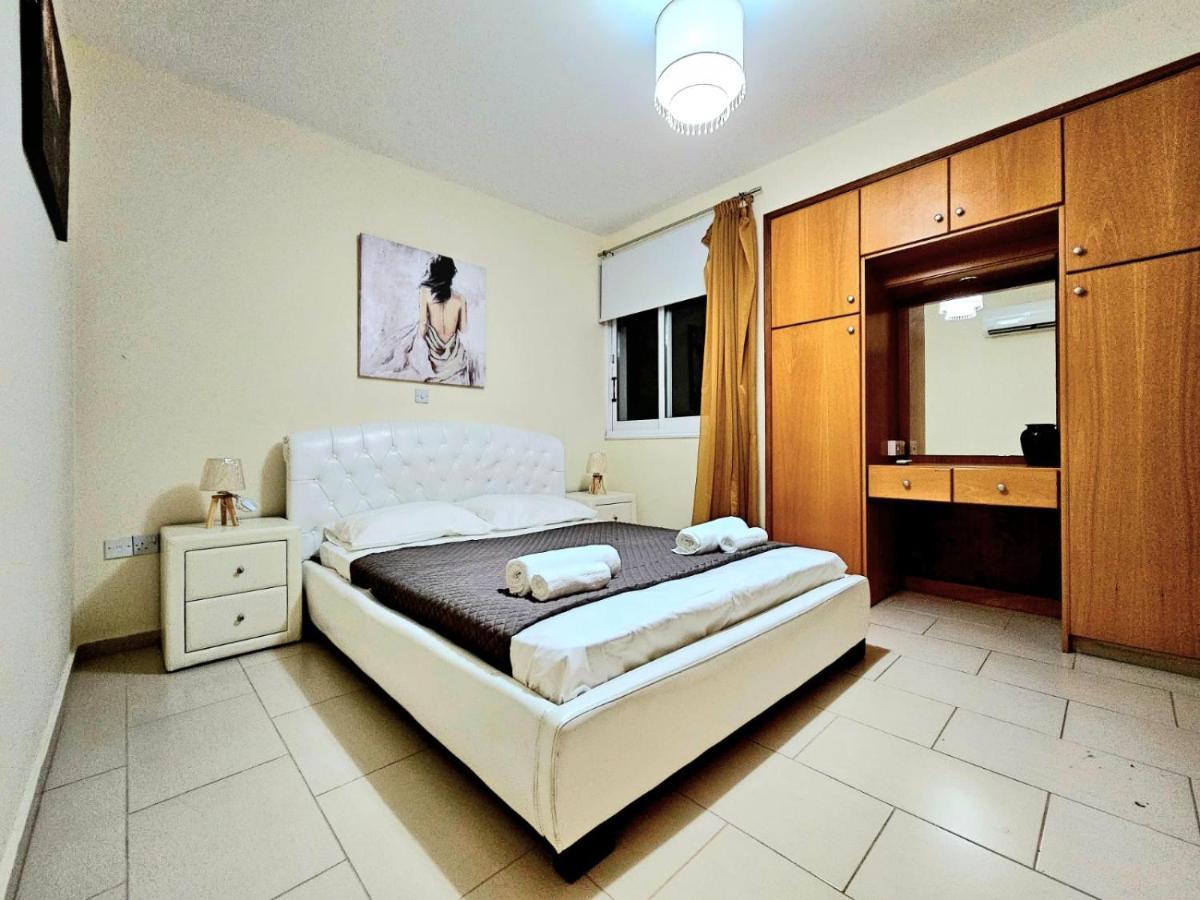 Spacious With Private Pool