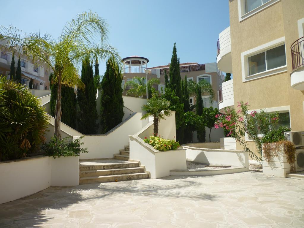 Apartment Pafilia Garden