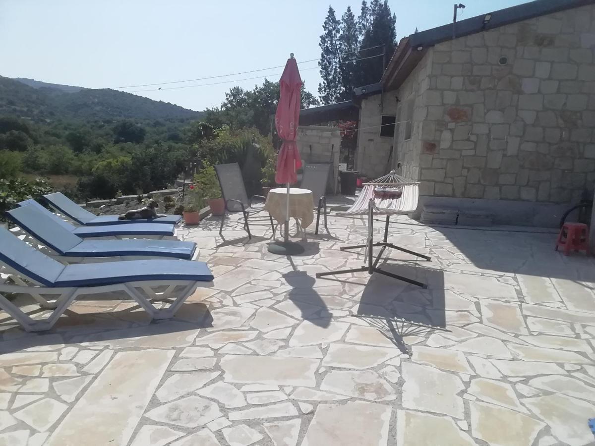 Hospedagem domiciliar Despina Country Retreat